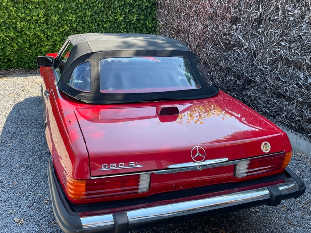 Mercedes 560 SL R107 Roadster + Hardtop ' Bobby Ewing 'look ' +Carfaxhistory +MB Data