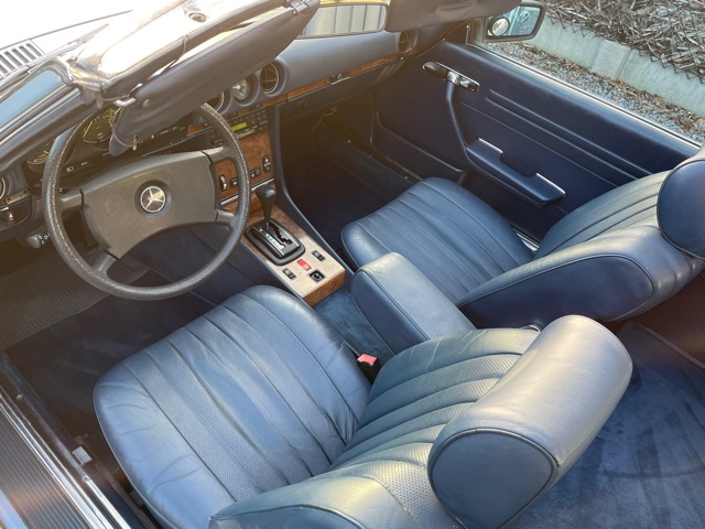 Mercedes 380 SL Cabrio R107 + Hardtop in Diamond Blue Metallic 1985 +MB Data +History