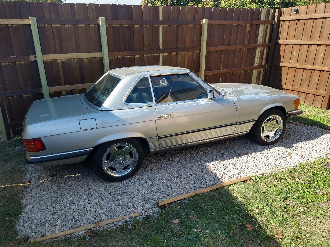 Rare, highly desirable Euro-spec 1982 Mercedes 280 SL